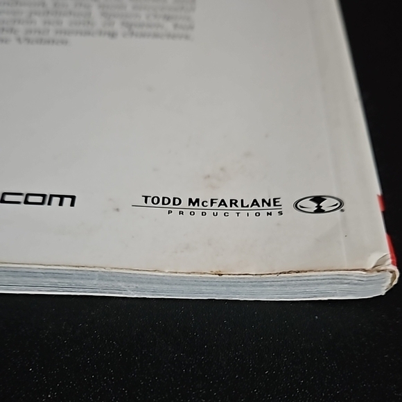 Spawn Origins Collection Volume 1 Graphic Novel - Picture 4 of 7